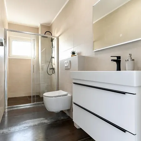 Βίλα Modern Sunrise - 4 Bedrooms & Pool