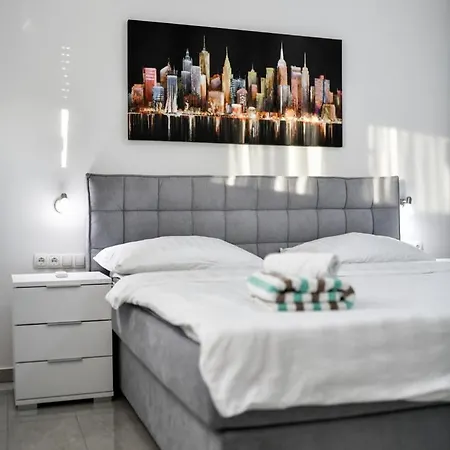 Modern Sunrise - 4 Bedrooms & Pool Villa Vir